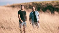Austropop-Duo Edmund hat ihr neues Album "Fein" veröffentlicht